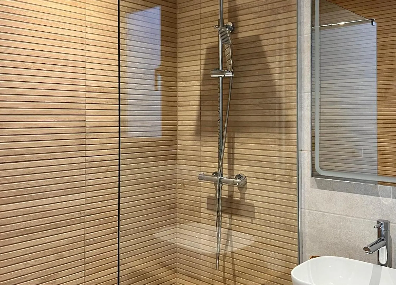 Moderno Apartamento Con Gran Terraza 로지즈 스페인
