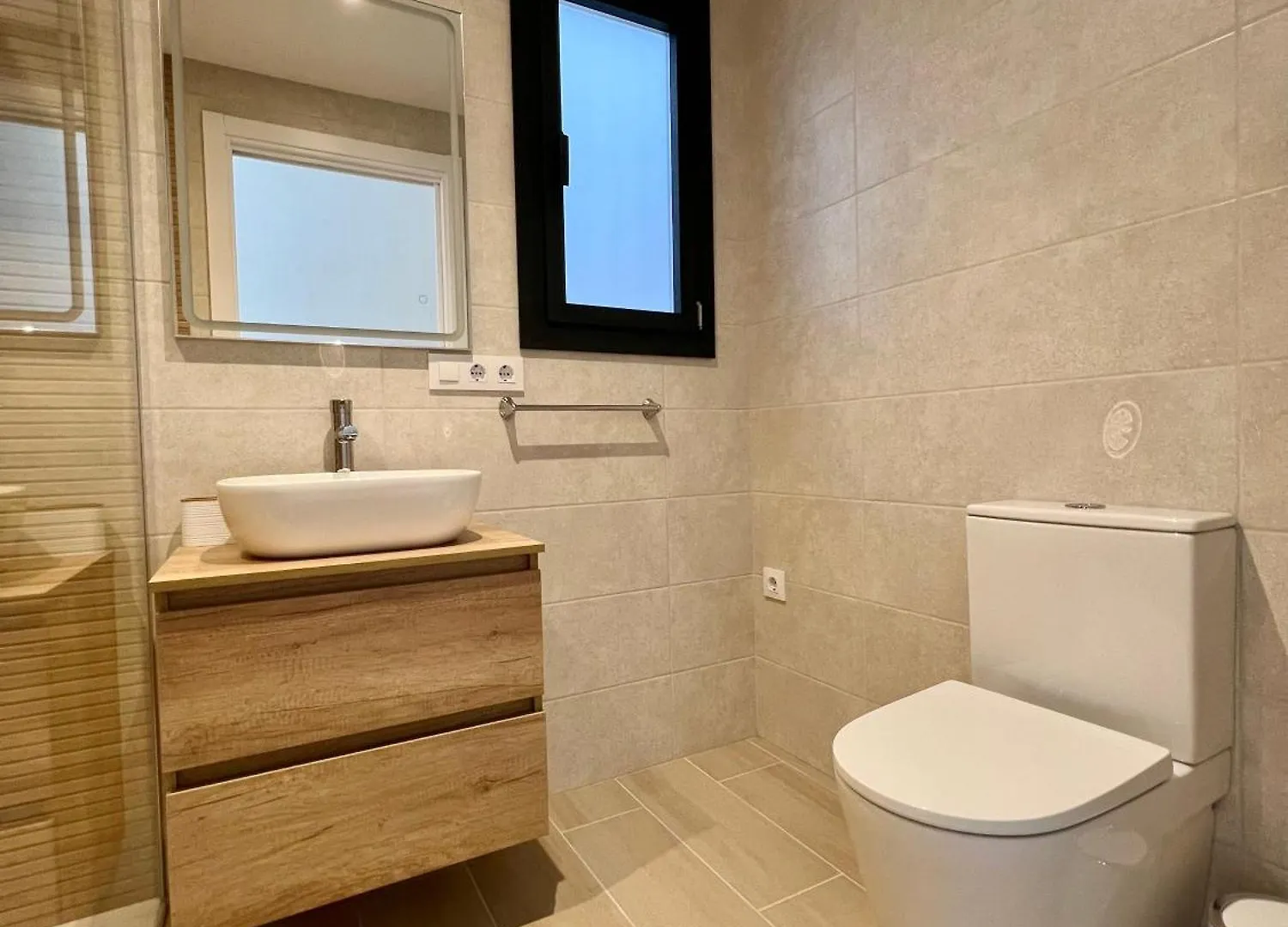Moderno Apartamento Con Gran Terraza ロザス アパート