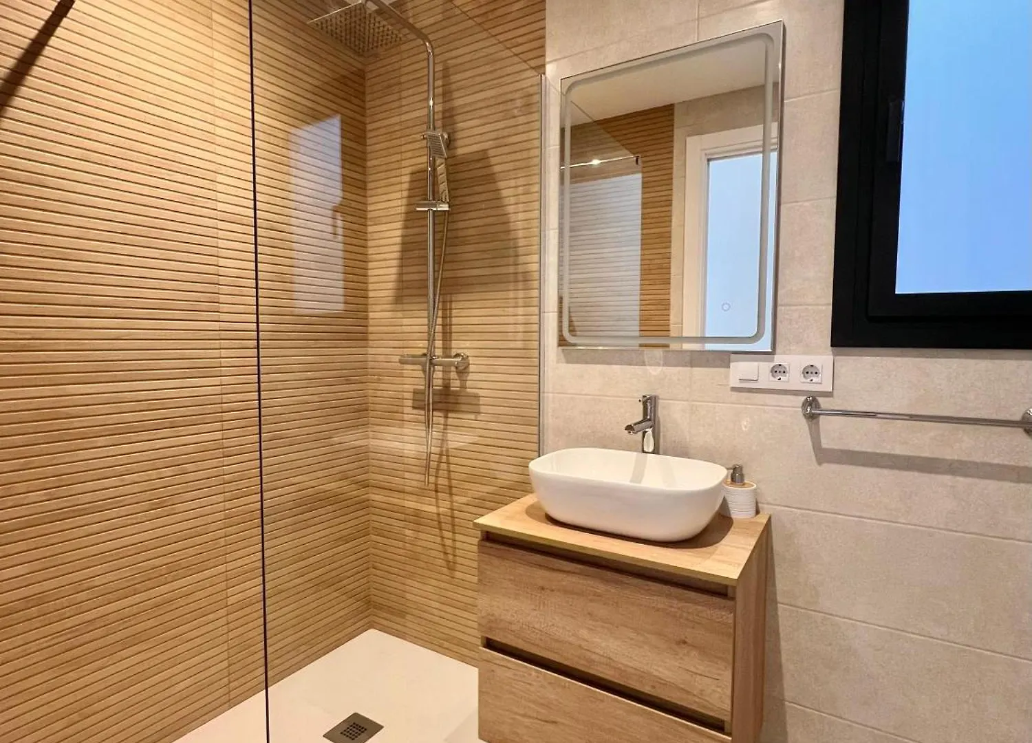 アパート Moderno Apartamento Con Gran Terraza ロザス スペイン